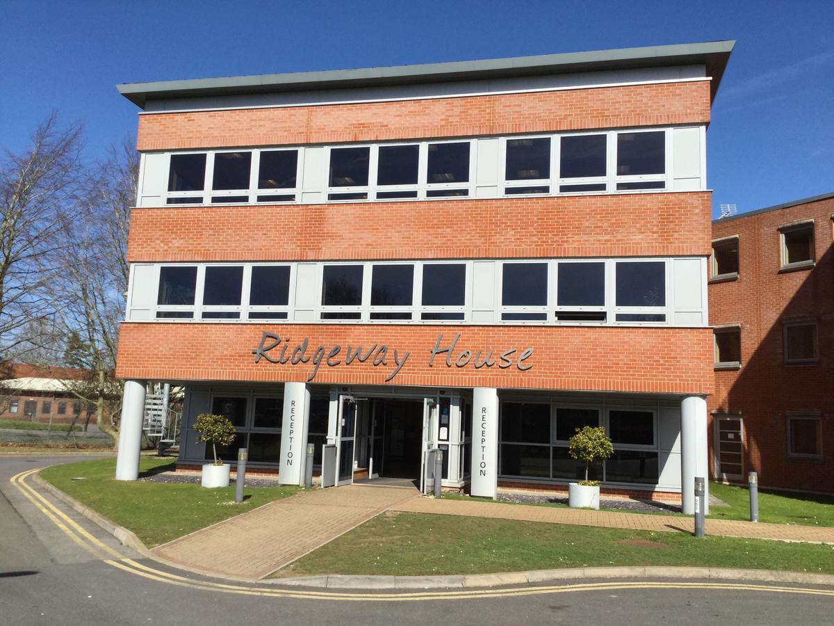 The Ridgeway House Didcot Exterior photo